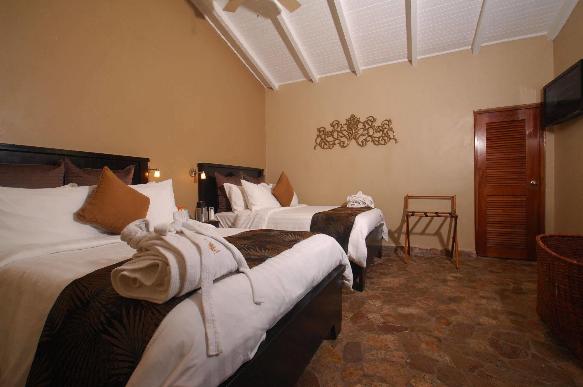 Crater Valley Boutique Hotel El Valle de Anton Exterior photo
