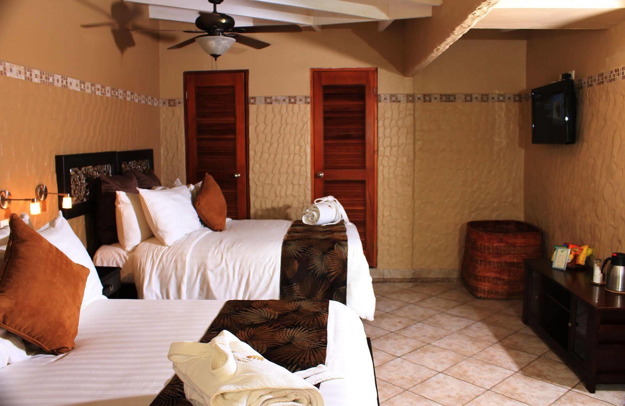 Crater Valley Boutique Hotel El Valle de Anton Exterior photo